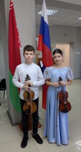 Подробнее о статье Открытие выставки «Весенняя рапсодия» в Русском доме в Гомеле