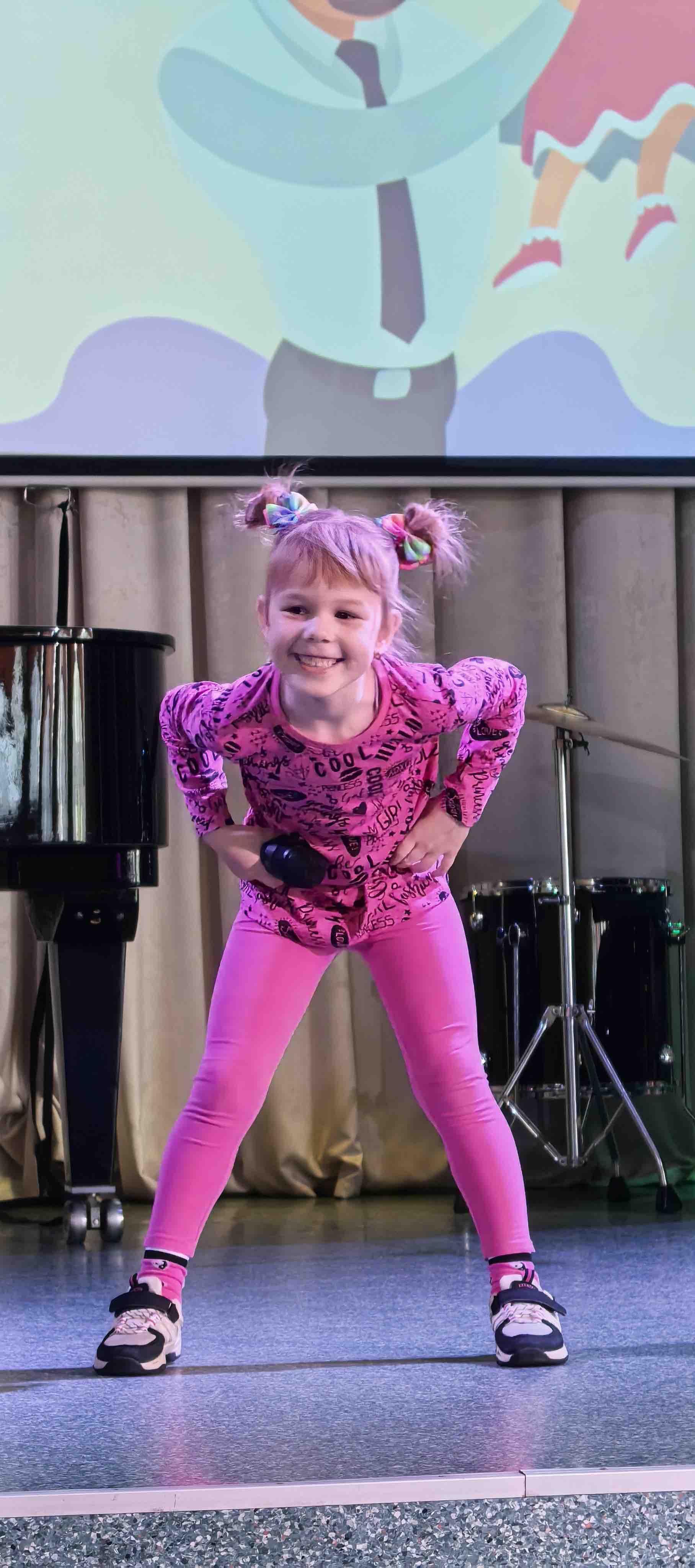 Подробнее о статье Отчётный концерт вокальной студии “Фантазия”