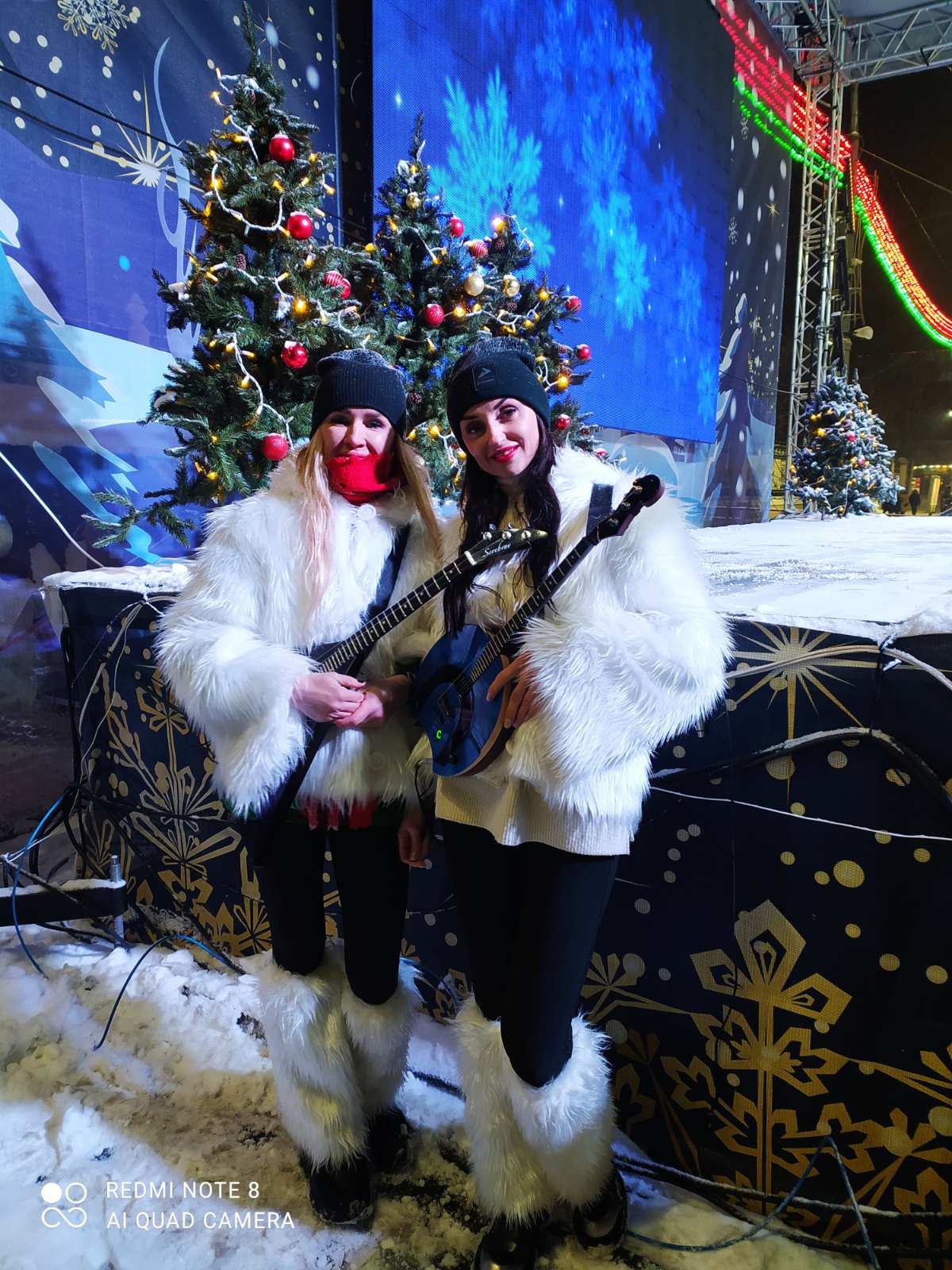 Подробнее о статье 2 января состоялась праздничная концертная программа на площади Ленина🎄✨