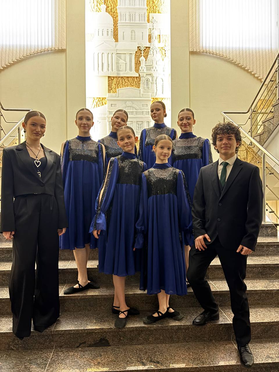 Подробнее о статье ✅В Гомельском горисполкоме школьникам областного центра вручили паспорта и экземпляры Конституции в рамках акции «Мы – граждане Беларуси!»