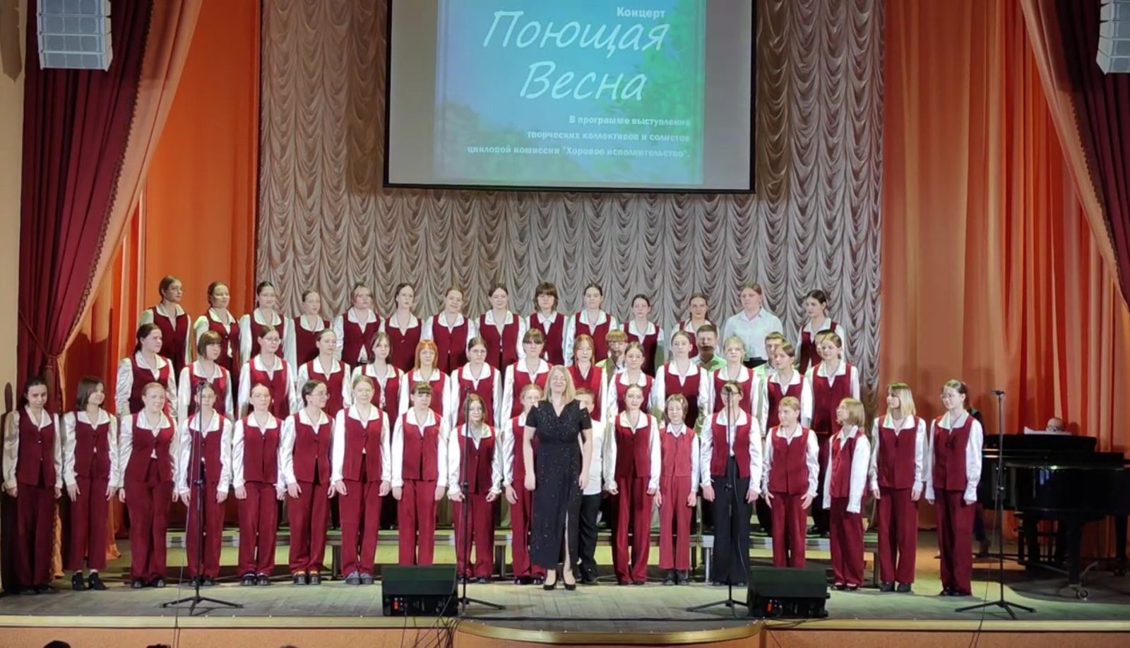 Подробнее о статье 🎶Участие Образцового хора «Камертон» рук. Кирьянова Н. И., конц, Игнатюк А. Ю. в отчётном концерте недели комиссии Хоровое исполнительство «Поющая весна» в ГГКИ им. Н. Ф. Соколовского